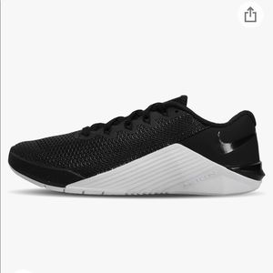Black and White Nike Metcon 5 Training shoes